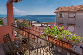 Einzigartiges Apartment nur 300 Meter zum Strand mit Meerblick, privatem Balkon, Waschmaschine